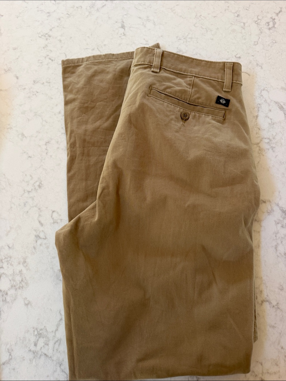 Dockers Men's Khaki/Tan Straight Fit Chinos